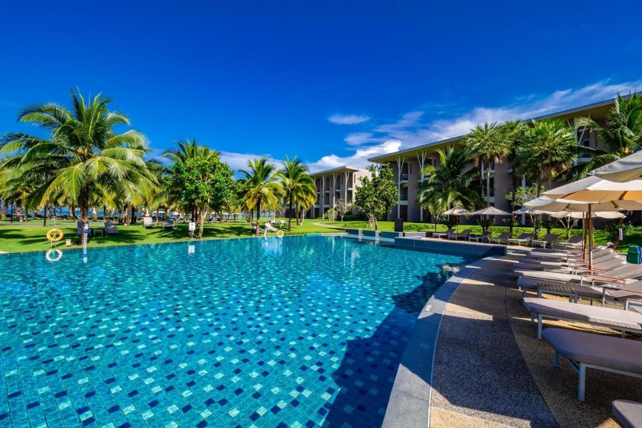 The Sands Khao Lak By Katathani - Sha Extra Plus Bagian luar foto The swimming pool at the hotel