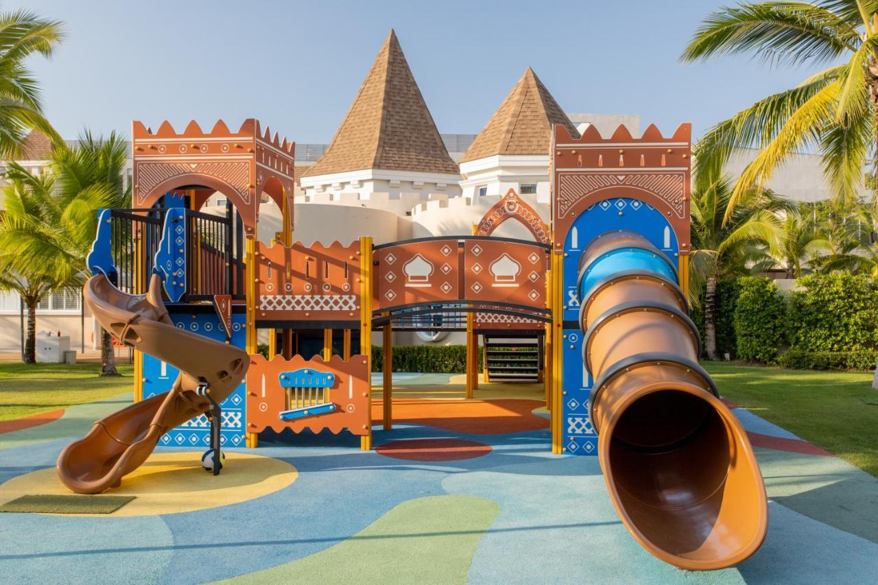 The Sands Khao Lak By Katathani - Sha Extra Plus Bagian luar foto Playground at the resort