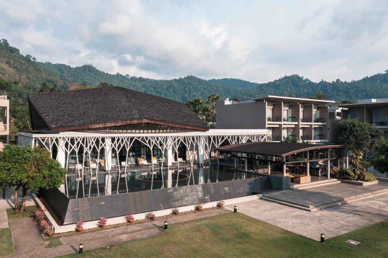 The Sands Khao Lak By Katathani - Sha Extra Plus Bagian luar foto The main building of the university