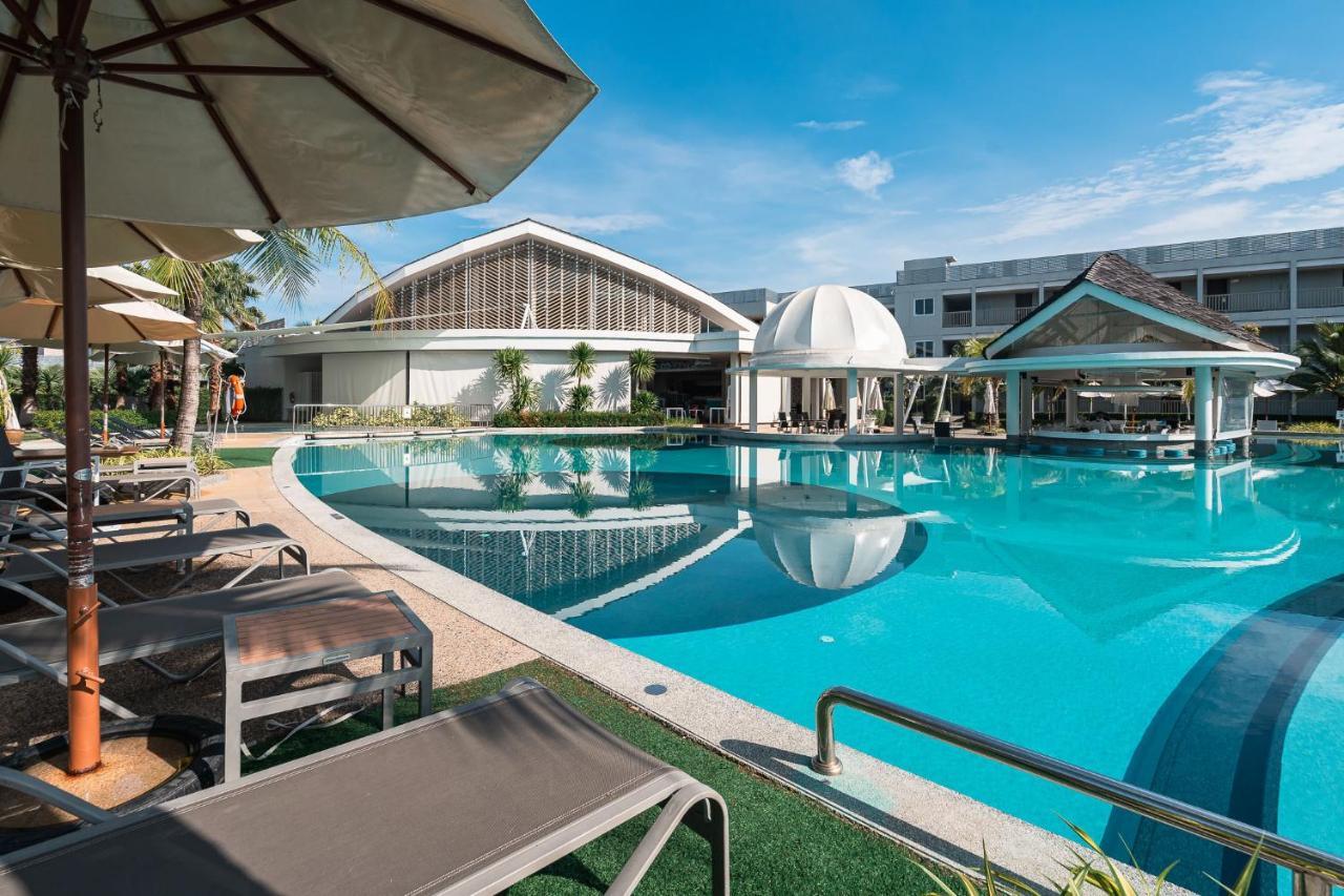 The Sands Khao Lak By Katathani - Sha Extra Plus Bagian luar foto The swimming pool at the resort