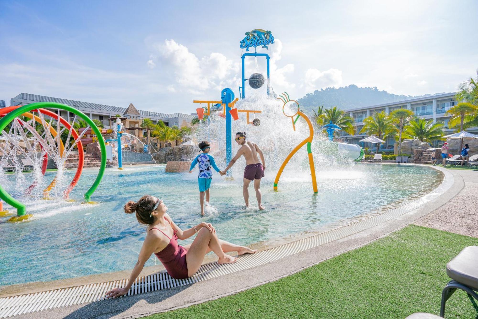 The Sands Khao Lak By Katathani - Sha Extra Plus Bagian luar foto Water Park